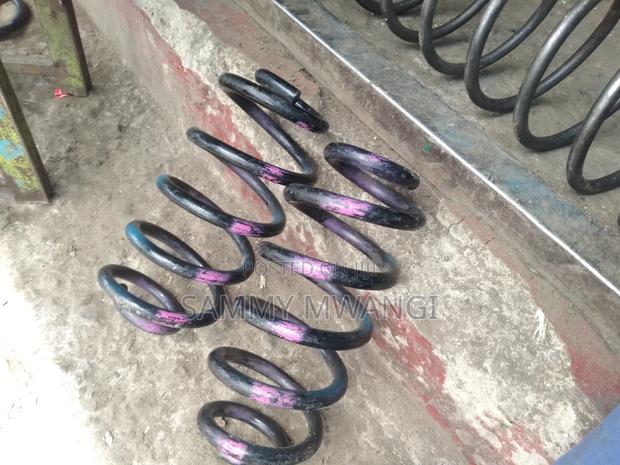 Toyota Voxy Noah 2014 Rear Coil Springs