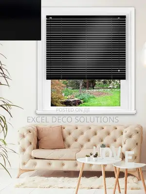 “Minimalist Chic, Maximum Impact!” Venetian Window Blinds