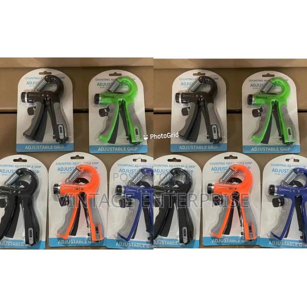 Adjustable Hand Grip