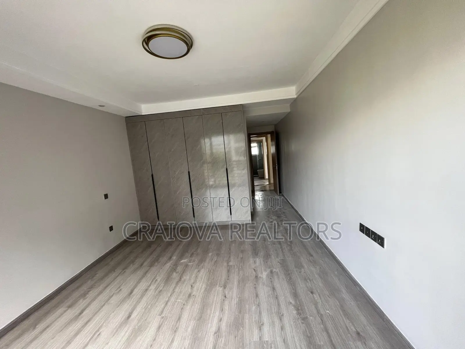 2bdrm Apartment in Riverside Drive for sale