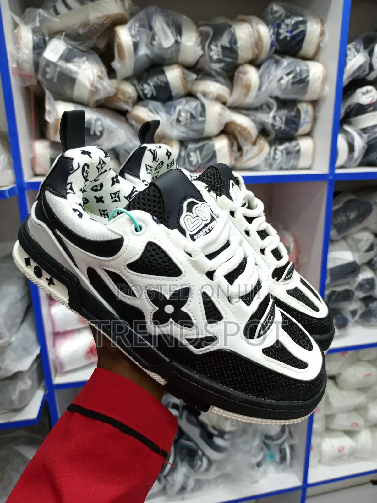 Lv Trainers (Black White)