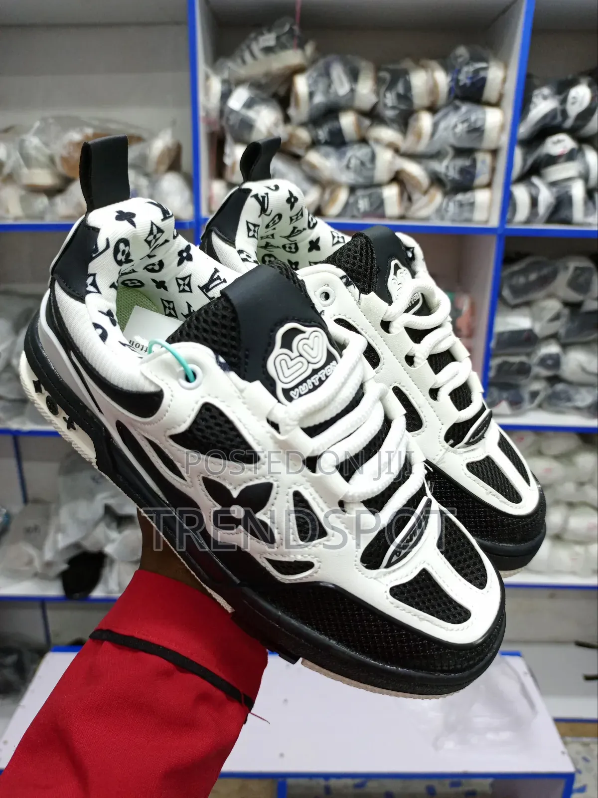 Lv Trainers (Black White)