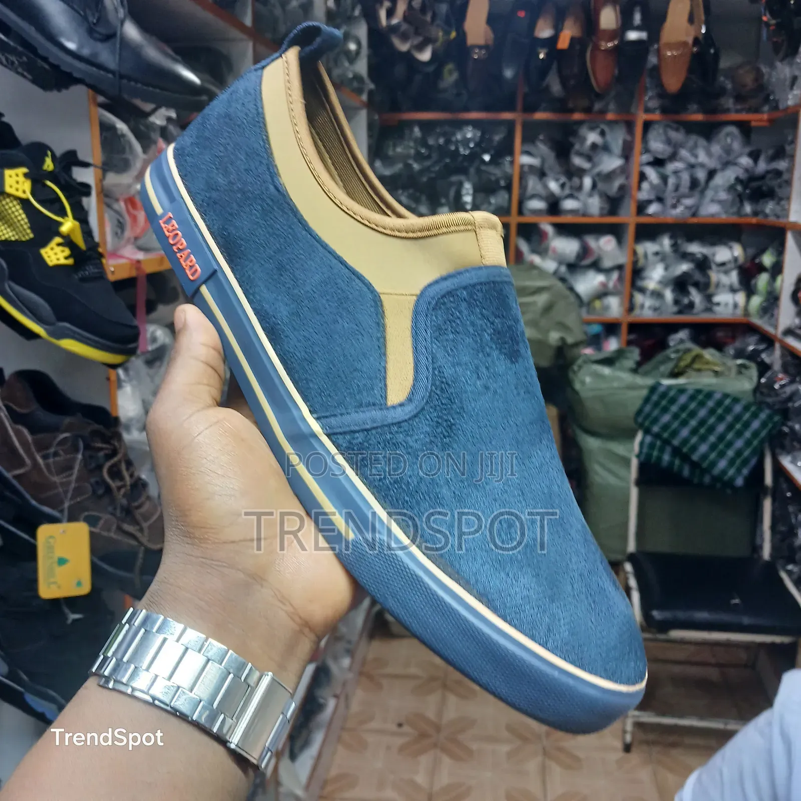 Leopard Blue
