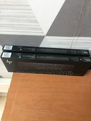 Hp 975 Dual-Mode Wireless Keyboard