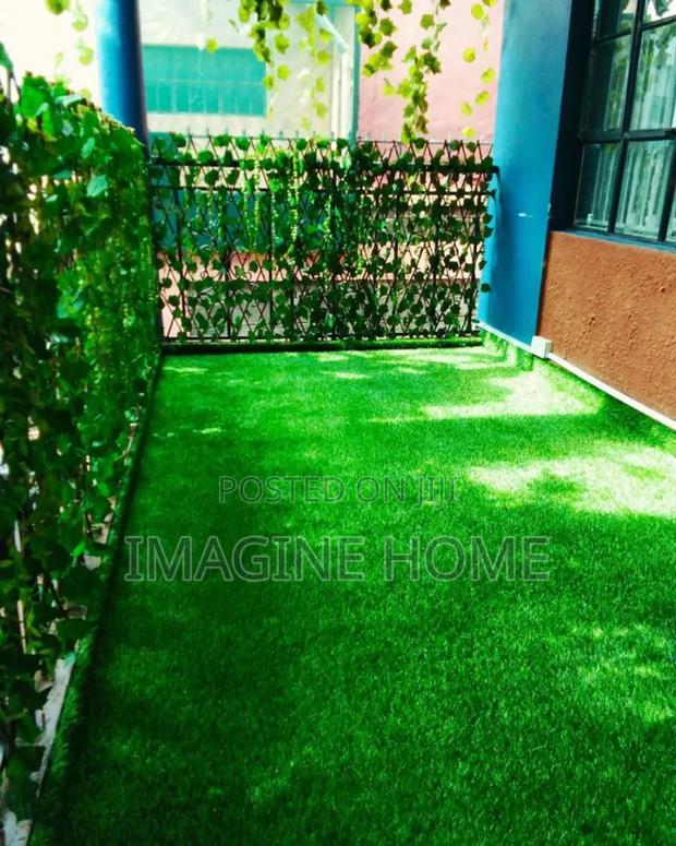 Expandable Green Fence - main view