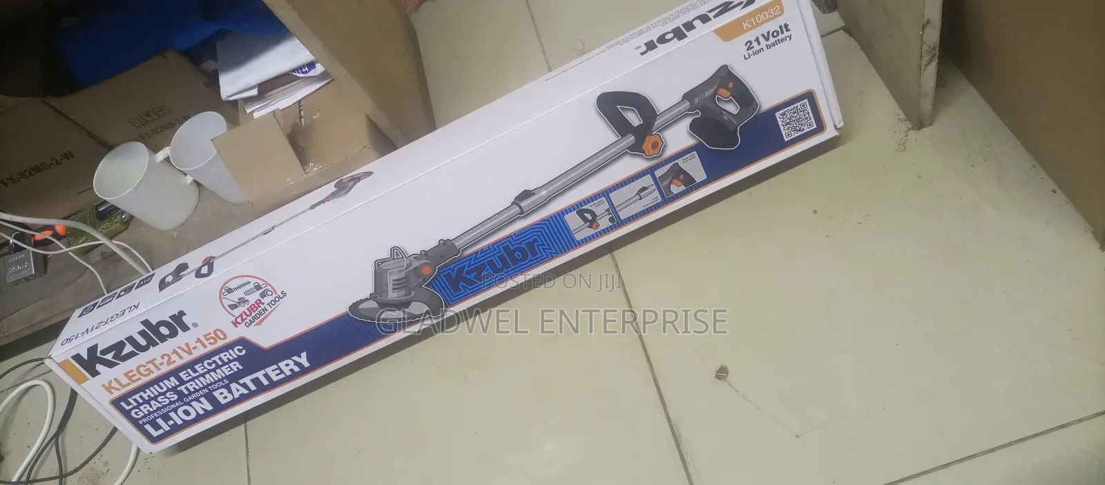 Kzubr Rechargeable Cordless Brush Cutter 21v