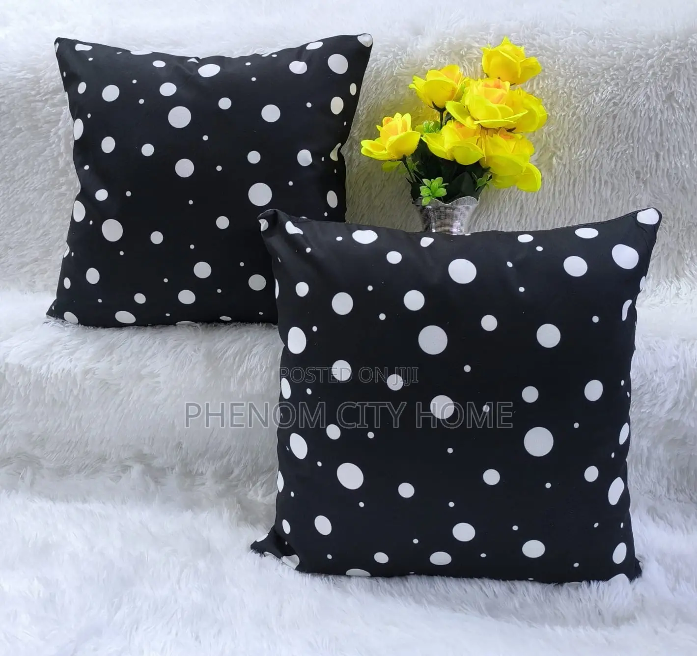 Elegant Dotted Throwpillow Covers