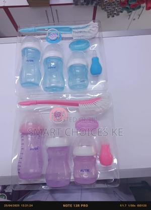 *Avent Anti-colic Feeding Bottle Set* *Comes With 3 Bottles