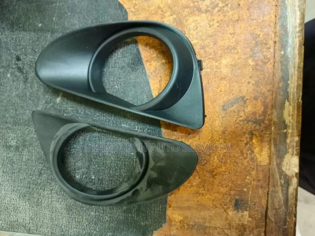Vitz 2012-2014 Foglights Covers