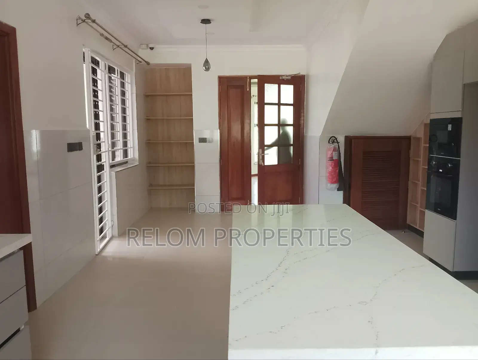 4bdrm Villa in Karen for rent