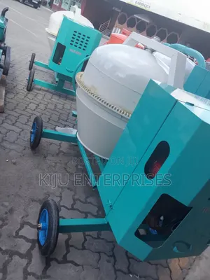 Concrete Mixer 400litres, Windsor Brand, Diesel Powered