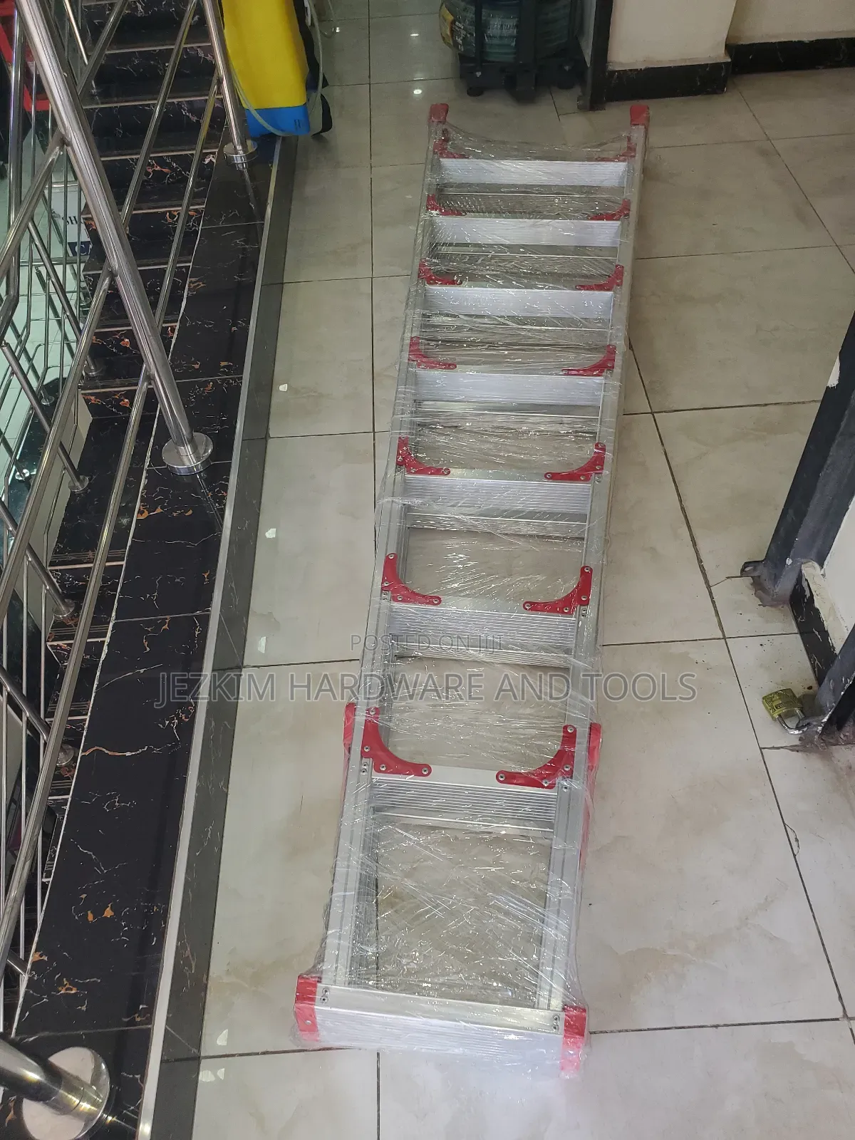 Aluminum Ladder 8 by 8 Steps