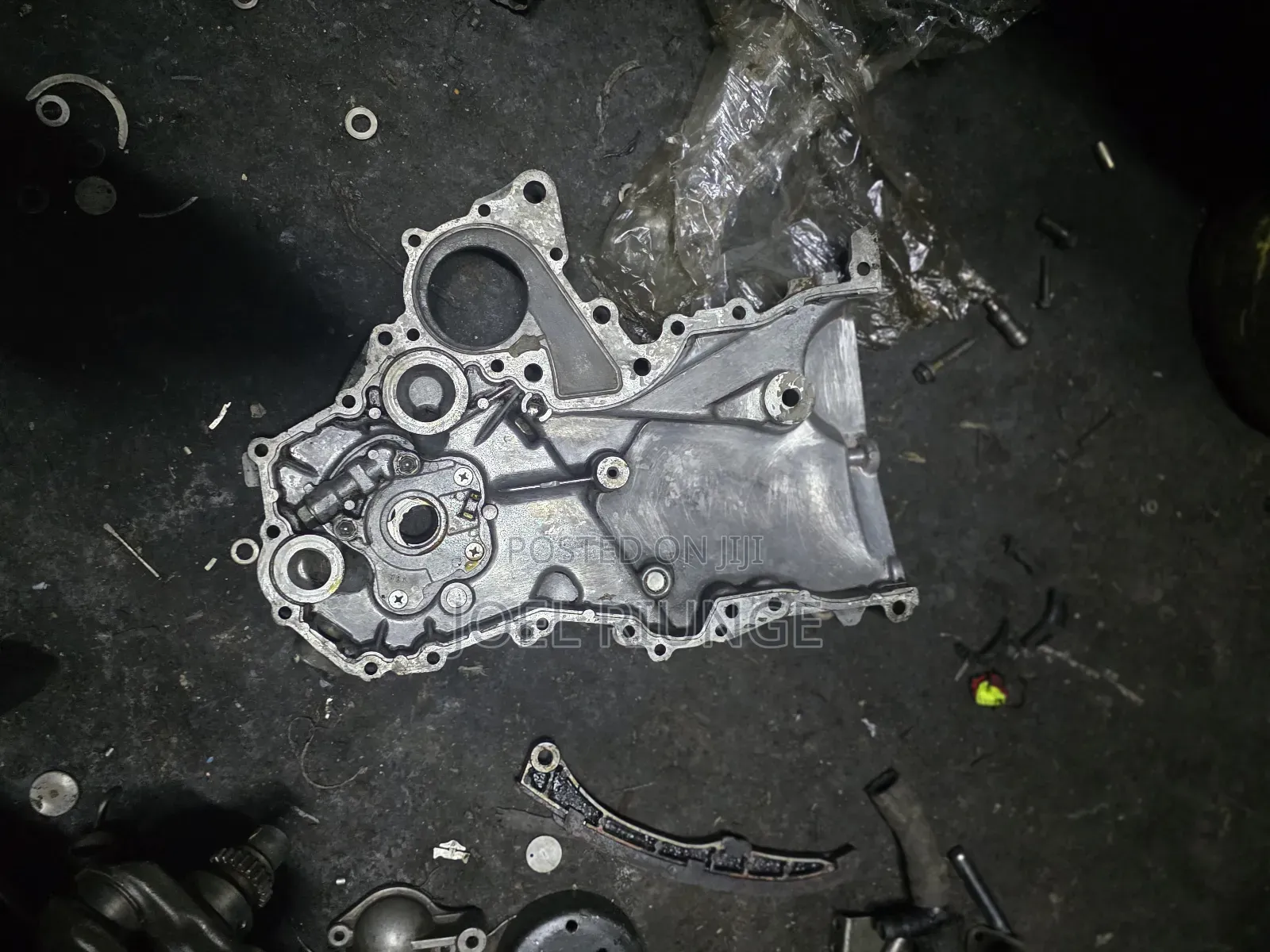1nz Timming Cover/Oilpump