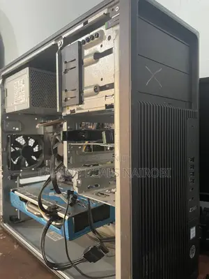 Hp Z240 Workstation SFF Desktop