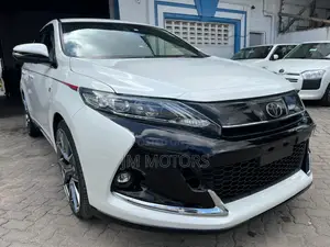 Toyota Harrier 2018 White