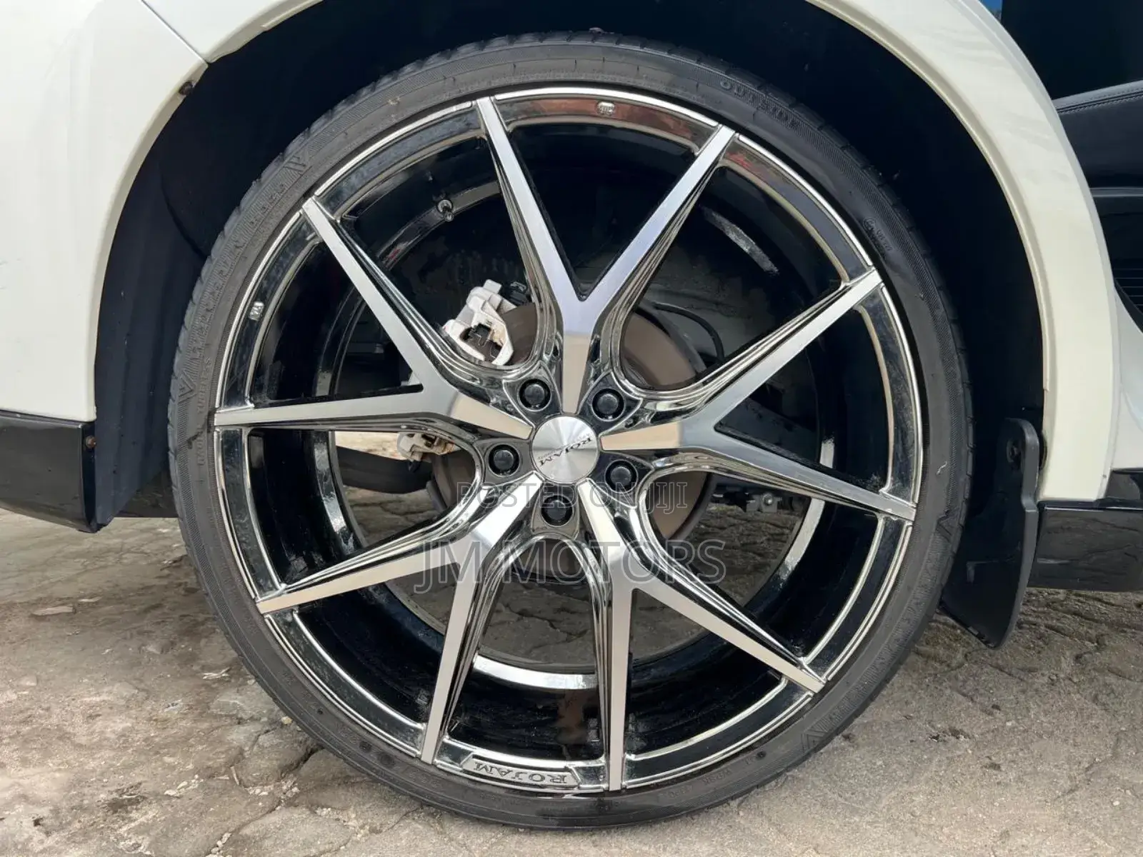 Toyota Harrier 2018 White