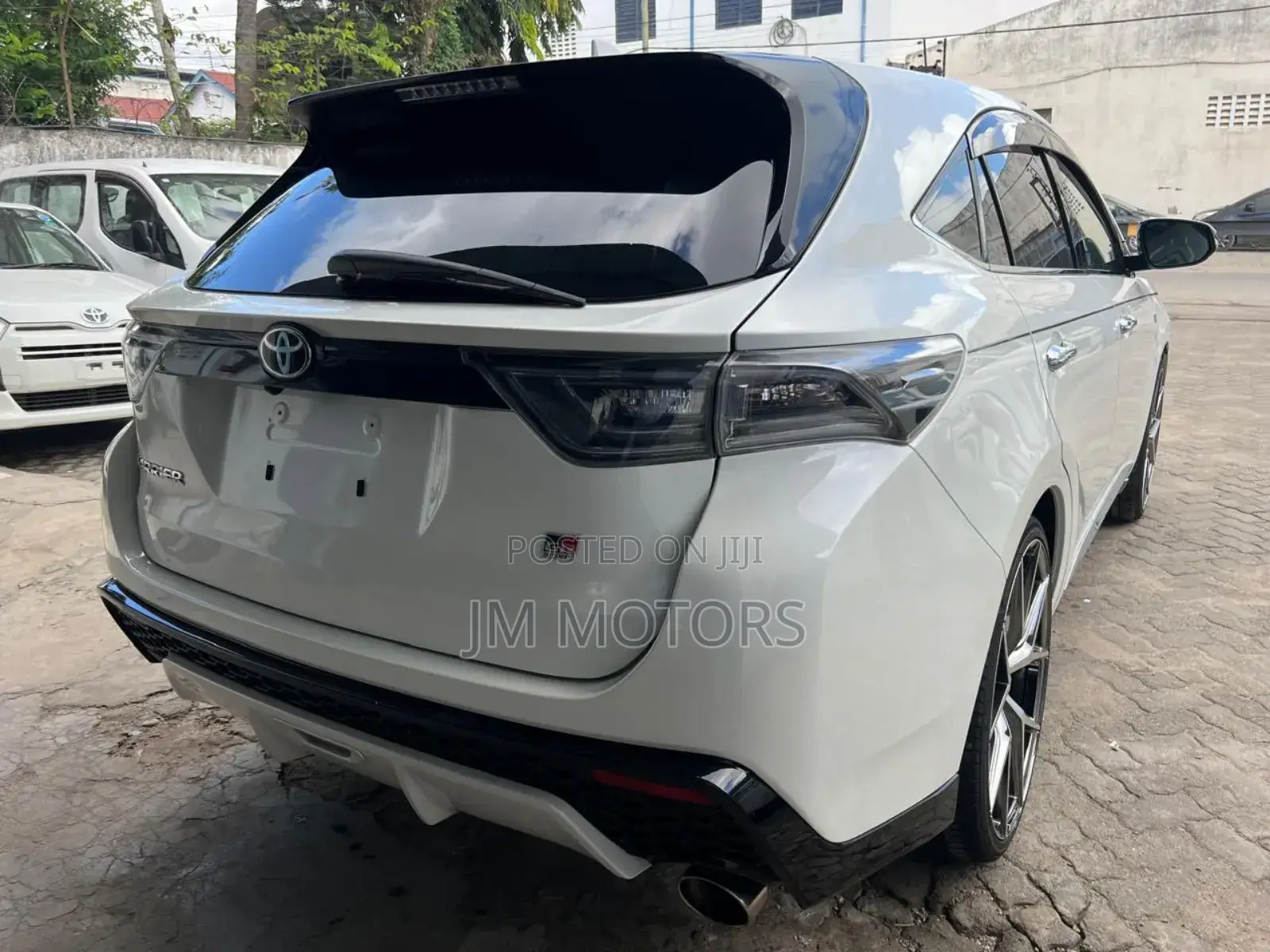 Toyota Harrier 2018 White