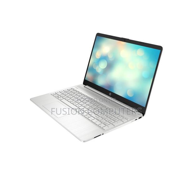 New Laptop HP 15s 8GB Intel Core I7 SSD 512GB - main view