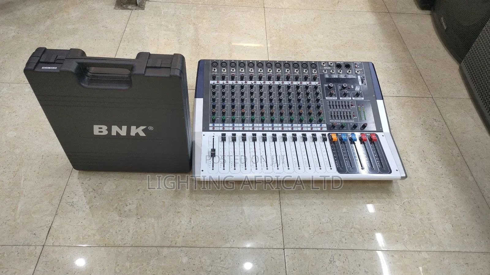 Pro Mixer 12 Channels Proffesional Powered Usb/BNK Wireless Microphone