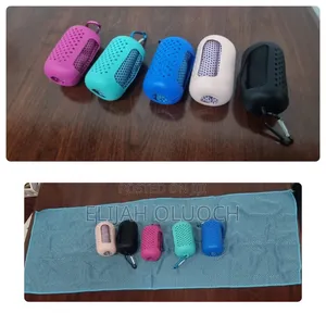 Portable Sports Quick Dry Cool Towel in Silicone Pocket