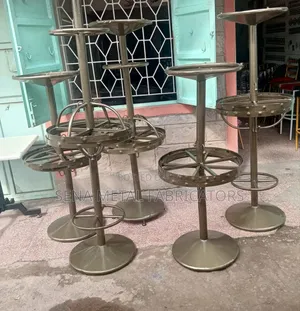 Ready-Made Restaurant Leg Stand With Powdercoating Finish