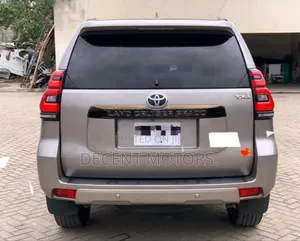 Toyota Land Cruiser Prado 2.8 2021 Brown