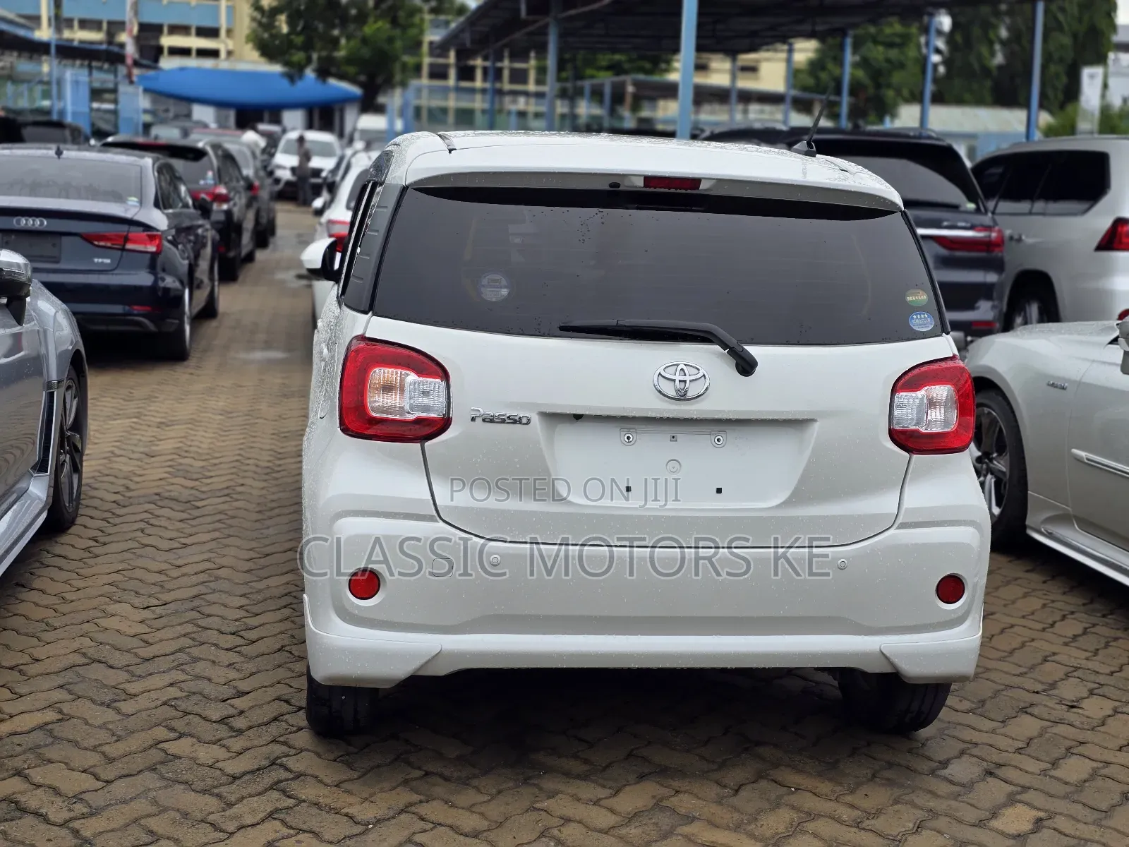Toyota Passo 1.0 FWD 2018 White