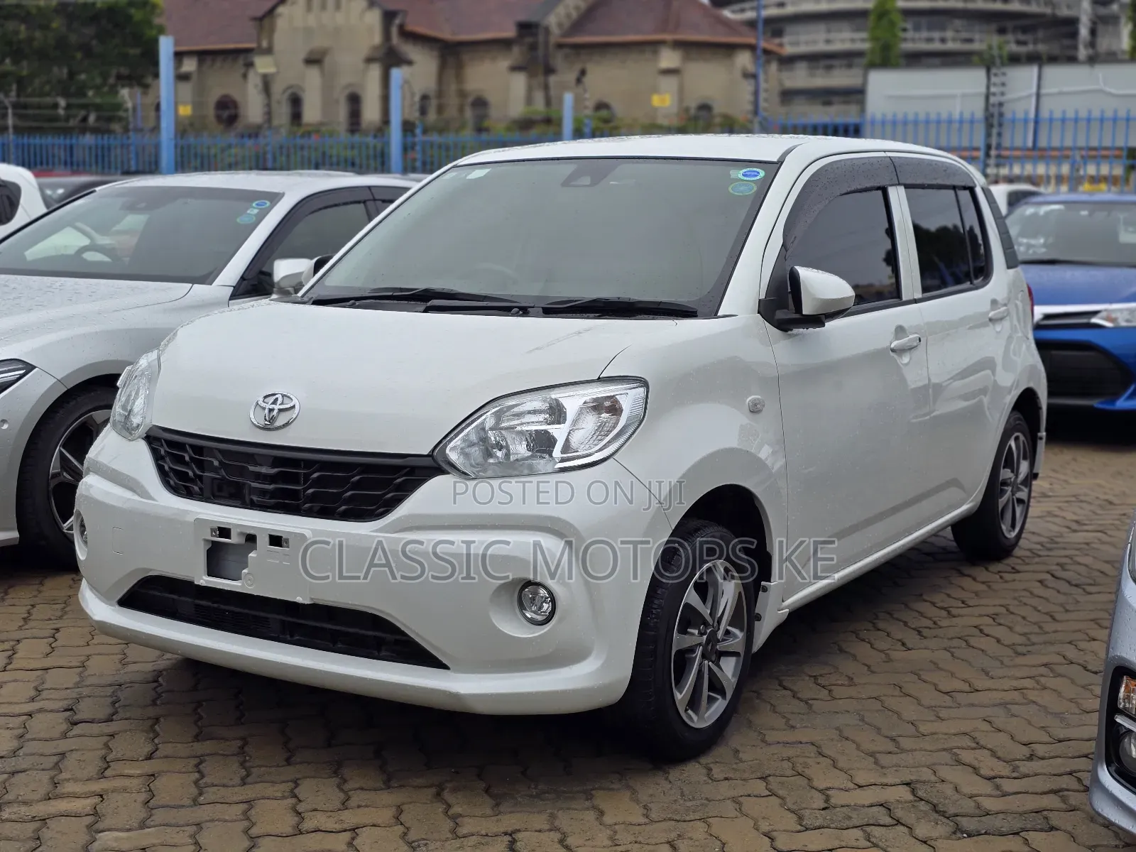Toyota Passo 1.0 FWD 2018 White