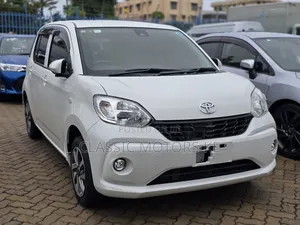 Toyota Passo 1.0 FWD 2018 White