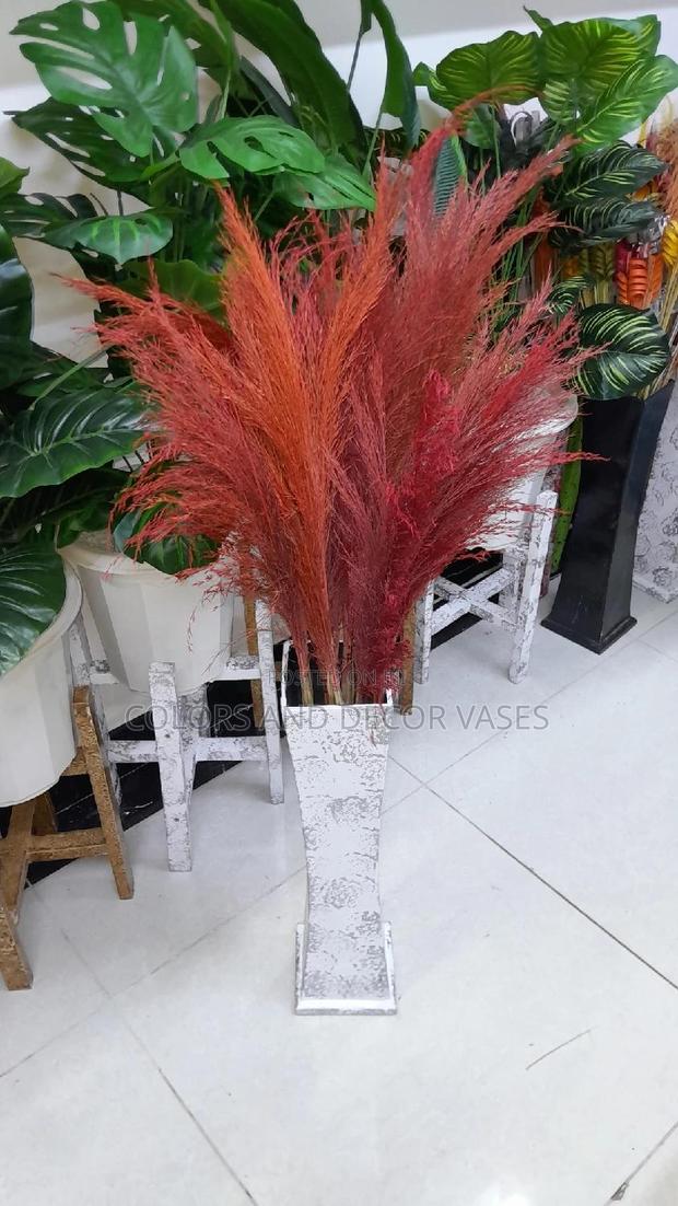 Pampas Grass And Wooden Vase - main view