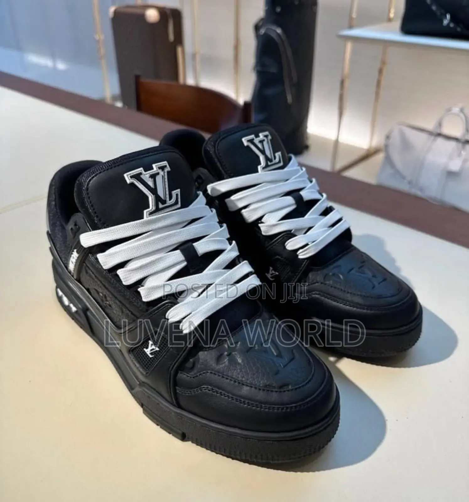 Black Lv Sneakers