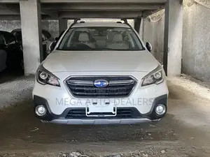 Subaru Outback 2018 Off white