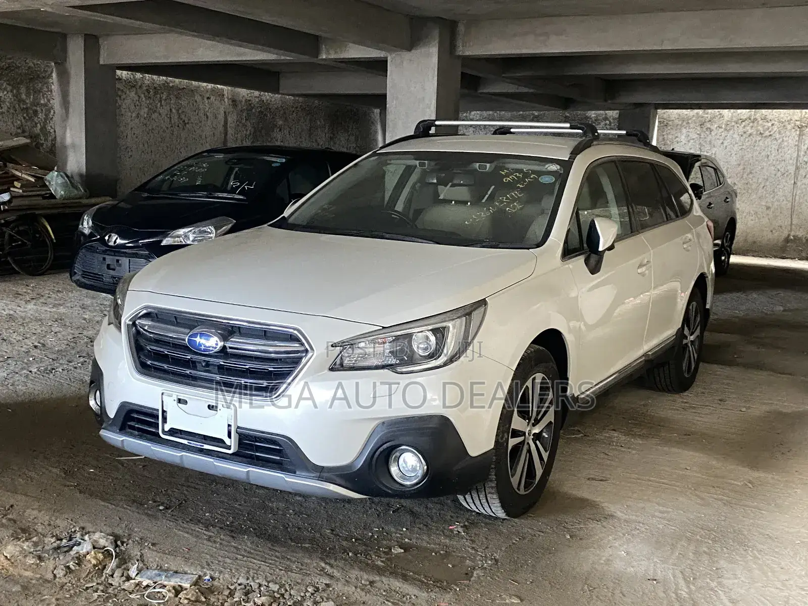 Subaru Outback 2018 Off white