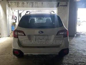 Subaru Outback 2018 Off white