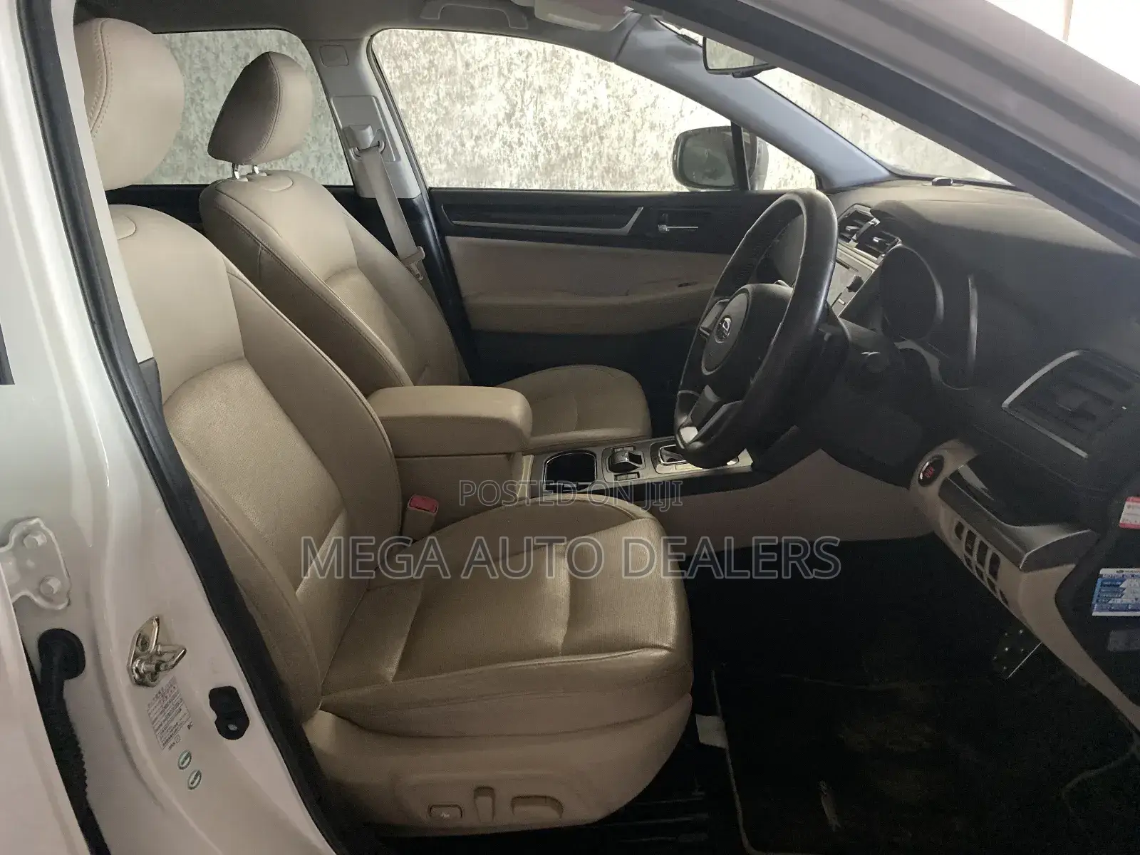 Subaru Outback 2018 Off white