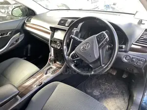 Toyota Premio 2018 Blue