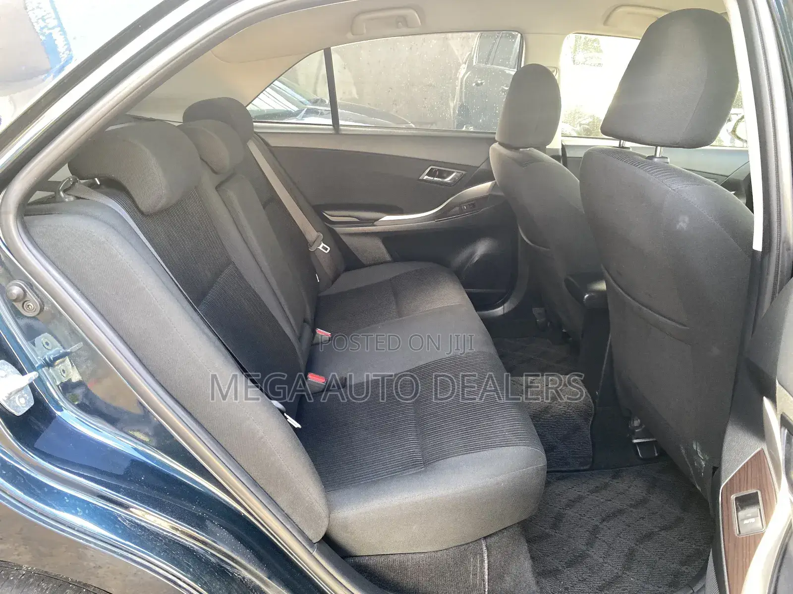 Toyota Premio 2018 Blue
