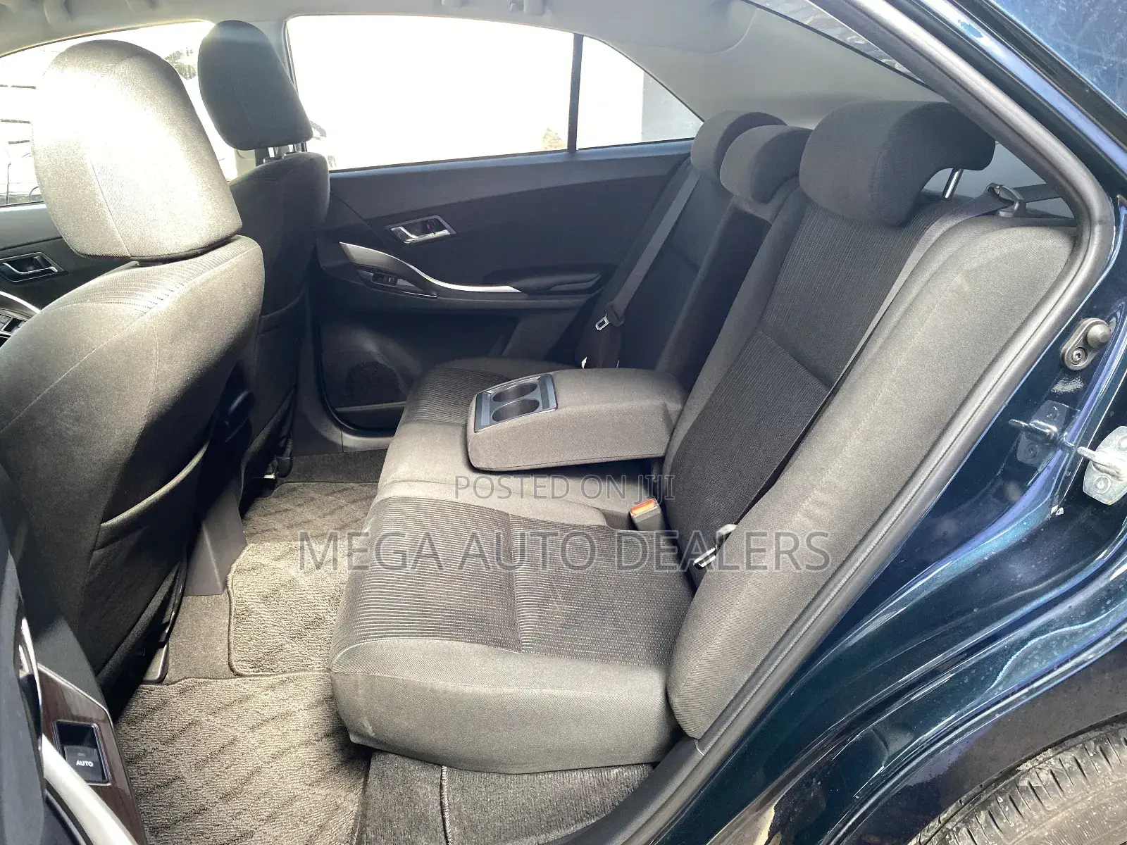 Toyota Premio 2018 Blue