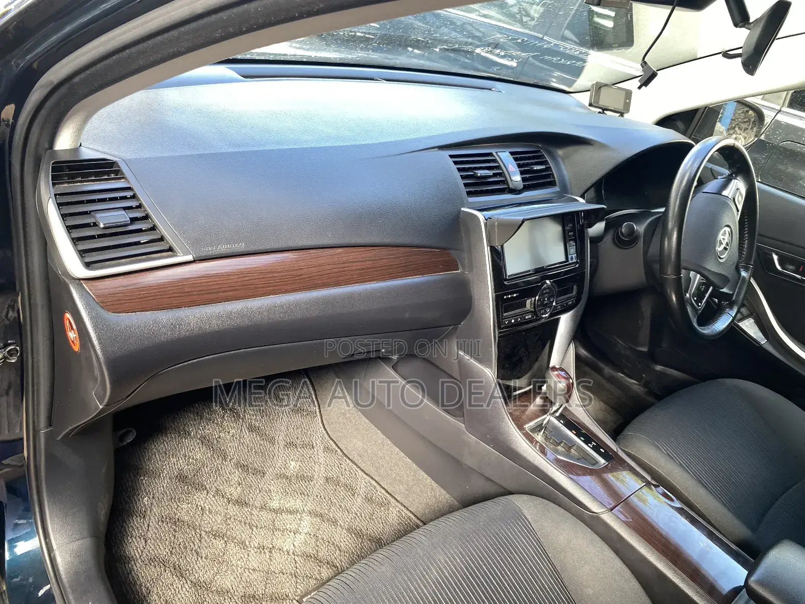 Toyota Premio 2018 Blue