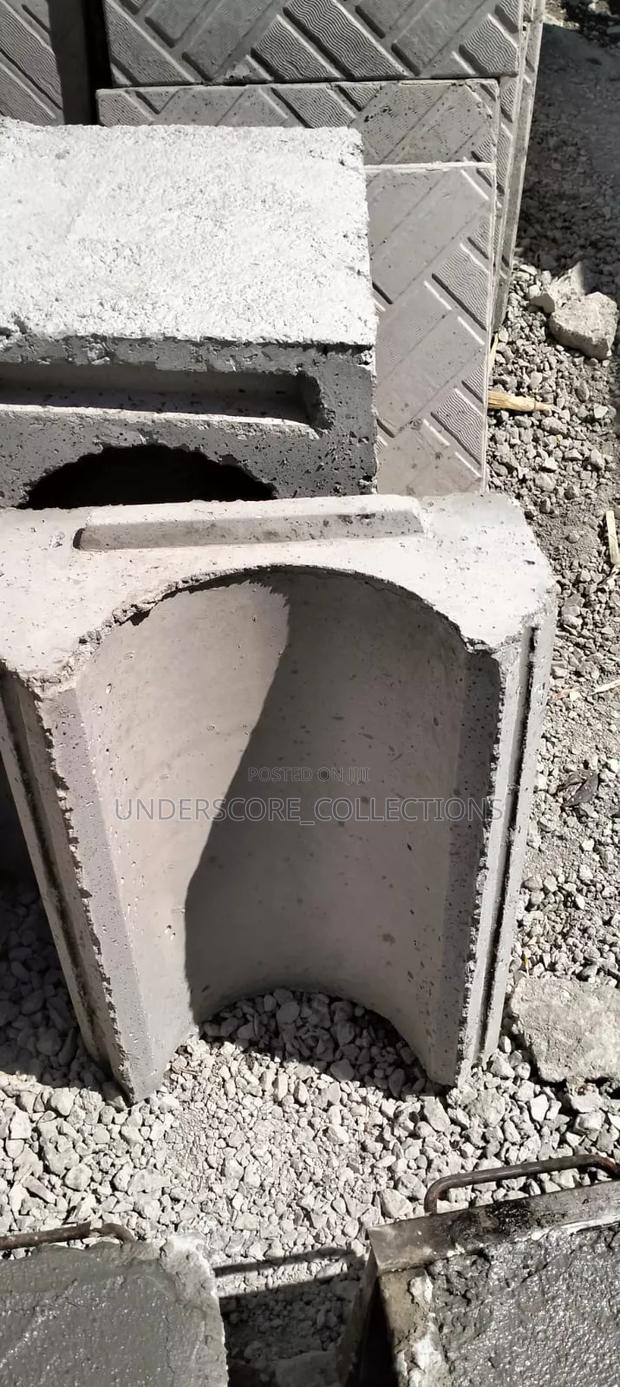 9 Inches Inverted Drainage Block - thumbnail 3