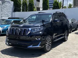 Toyota Land Cruiser Prado 2018 Black