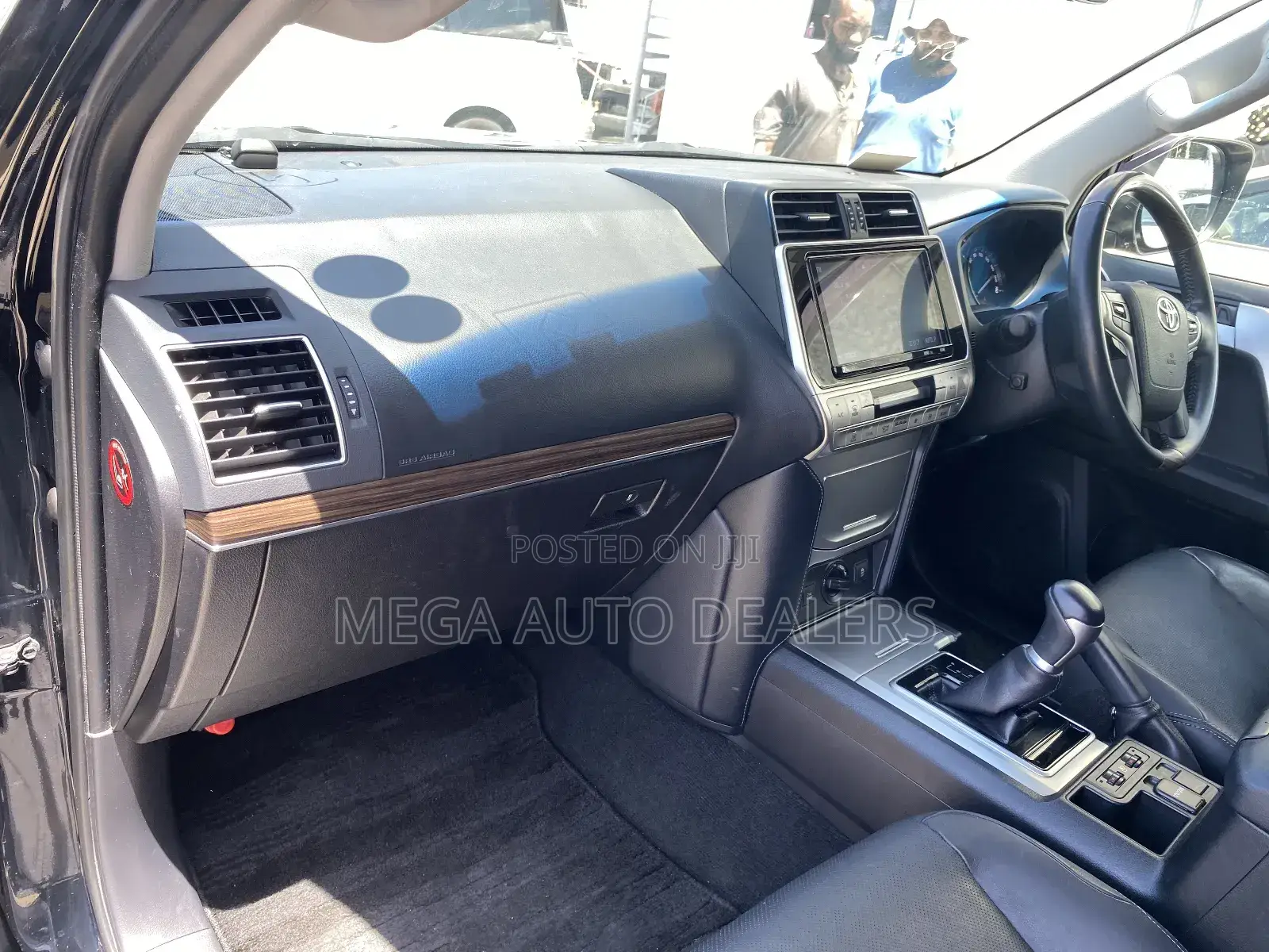 Toyota Land Cruiser Prado 2018 Black