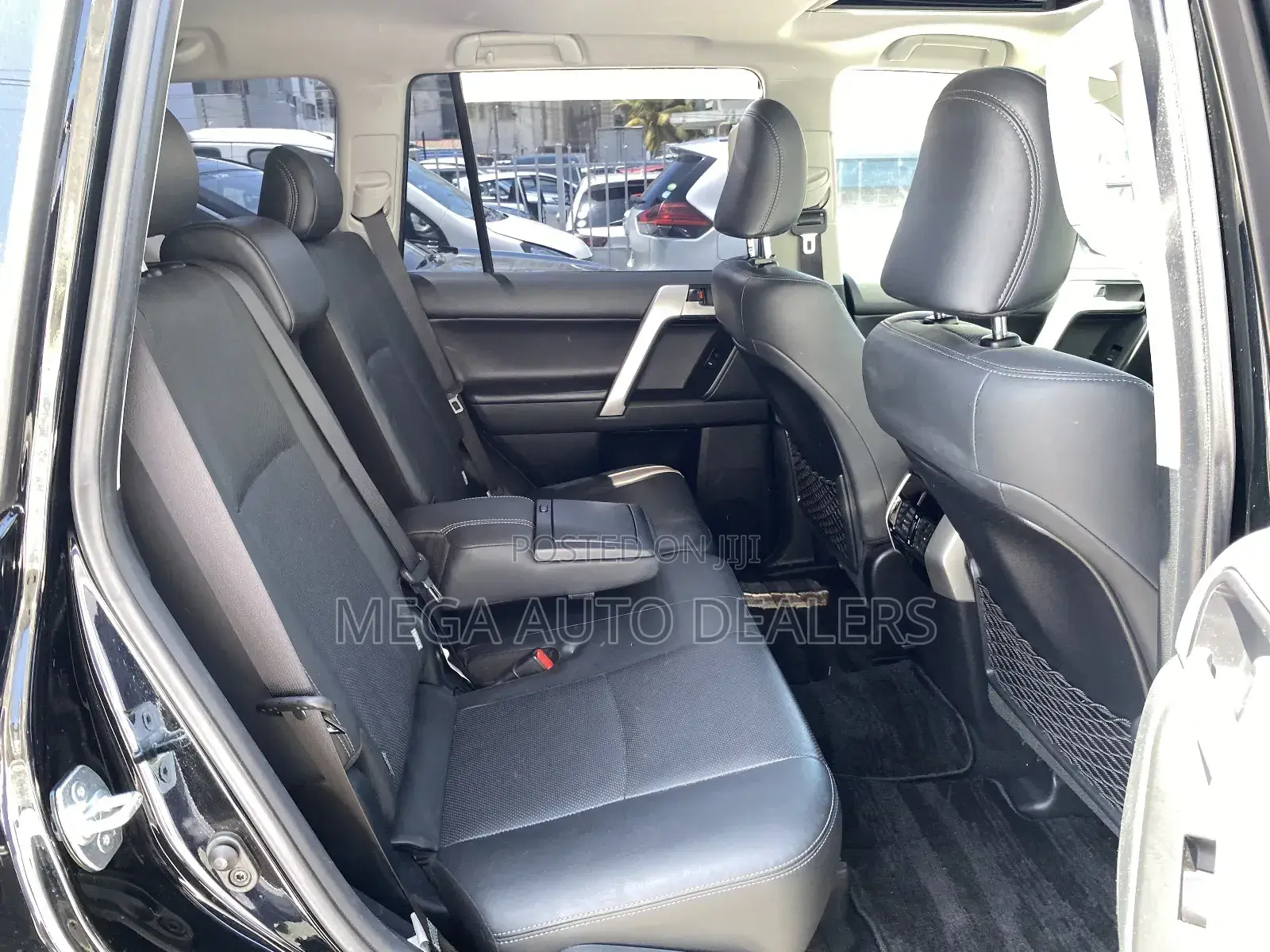 Toyota Land Cruiser Prado 2018 Black