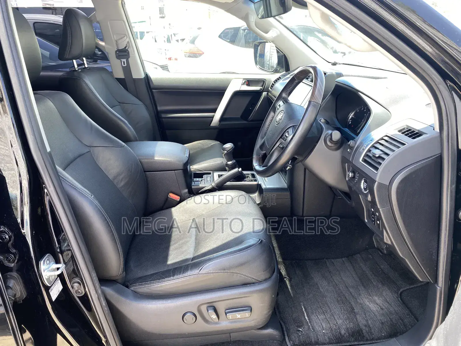 Toyota Land Cruiser Prado 2018 Black