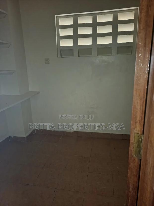 3bdrm Mansion in Nyali for rent - thumbnail 7