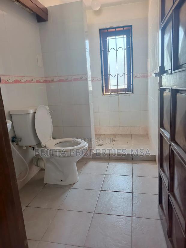 3bdrm Mansion in Nyali for rent - thumbnail 15