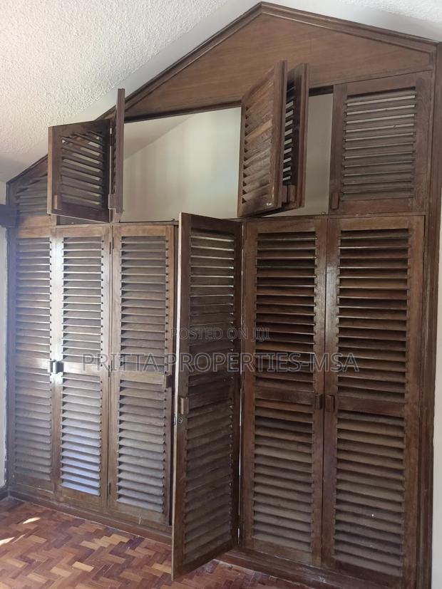 3bdrm Mansion in Nyali for rent - thumbnail 16