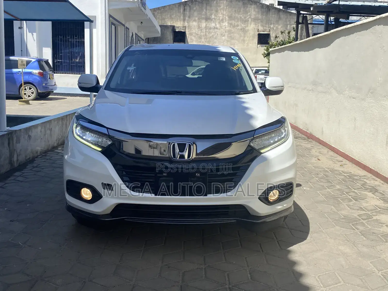 Honda Vezel 2018 White