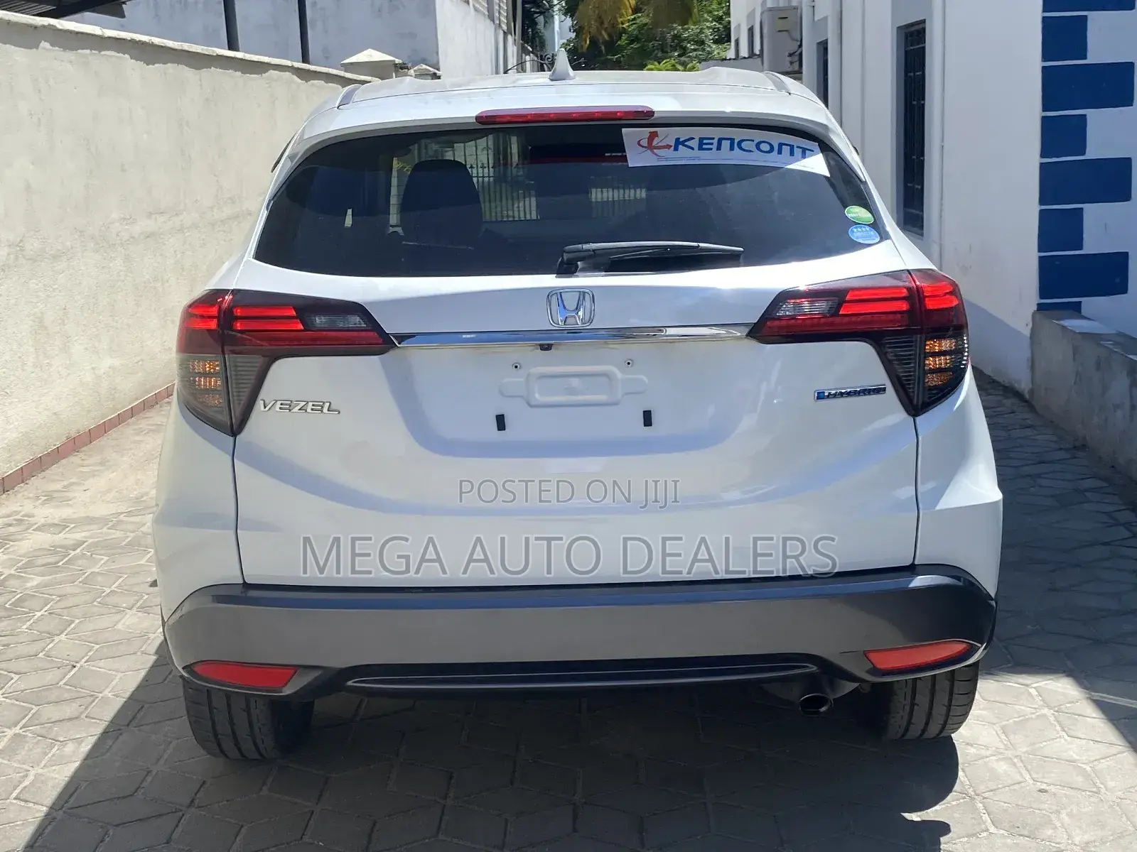 Honda Vezel 2018 White