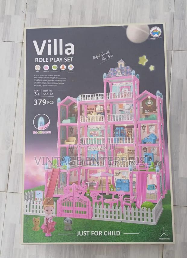 Villa Doll House